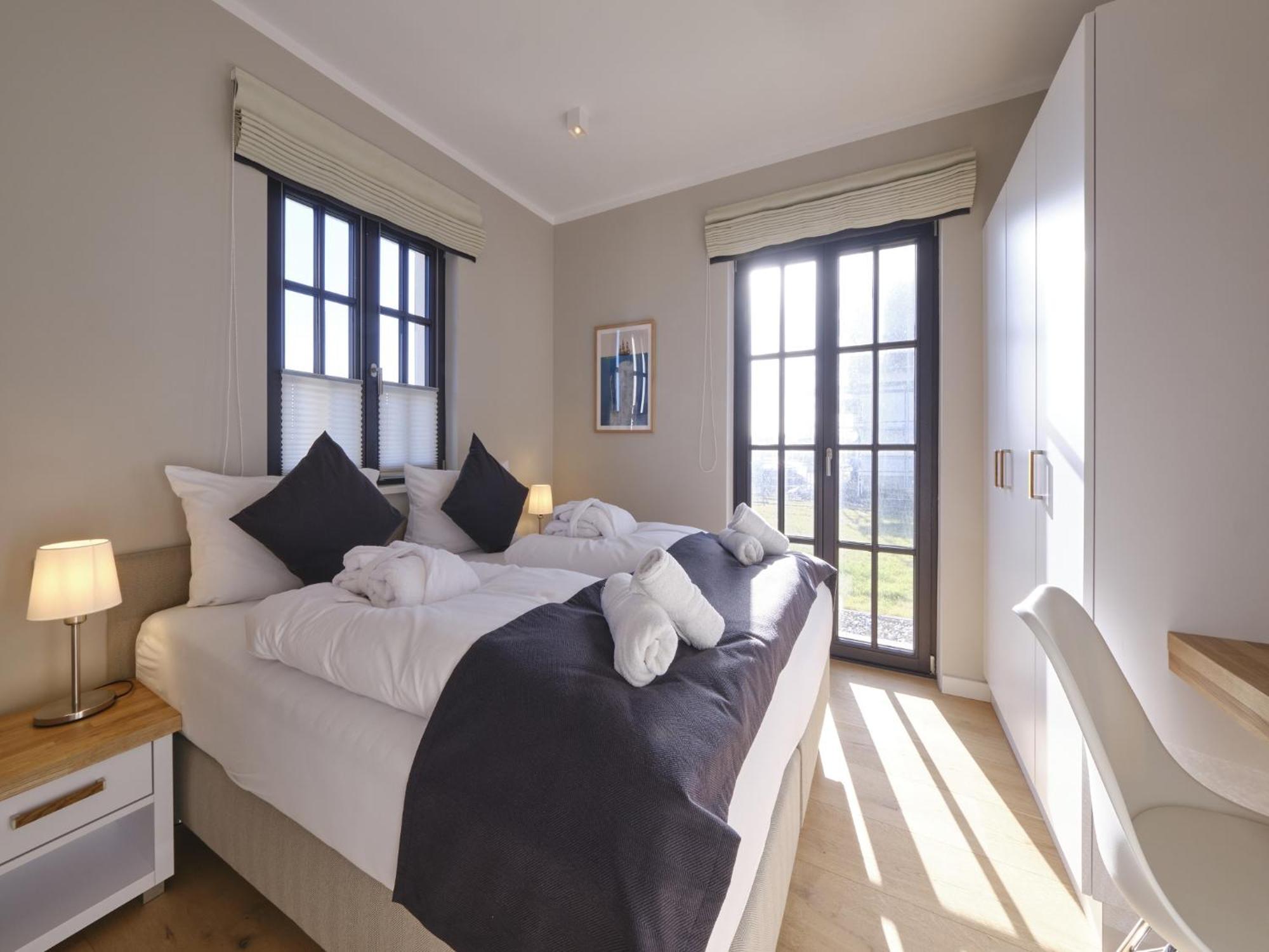Reetland Am Meer - Luxusplus Reetdachvilla Mit 4 Schlafzimmern, Aussensauna, Loungebereich Und Kamin G07 Dranske Dış mekan fotoğraf